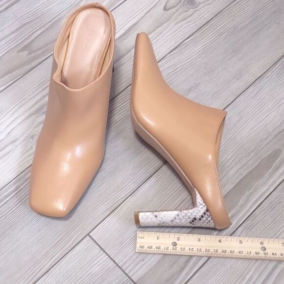 (49-4117) Coutgo Womens Square Toe Mules Slip On Snakeskin Sz 7.5 - Picture 3 of 11